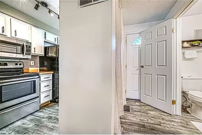 706 Bonnie Brae Dr #706, Moon/Crescent Twp, PA 15108 - Photo 5