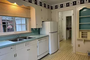 105 E Englewood Ave, New Castle, PA 16105 - Photo 13