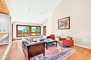 2682 Oak Hill Dr, Hampton, PA 15101 - Photo 5