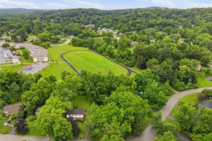202 Falconhurst Dr, Pittsburgh, PA 15238 - Photo 45