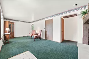 1906 Coffee Run, Pulaski Township, PA 16143 - Photo 9