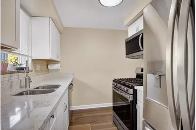 941 Logan Rd, Bethel Park, PA 15102 - Photo 11