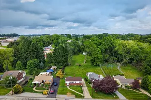 941 Logan Rd, Bethel Park, PA 15102 - Photo 41
