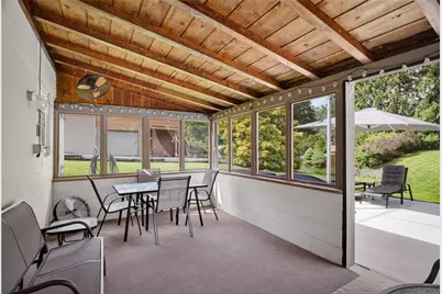 941 Logan Rd, Bethel Park, PA 15102 - Photo 29