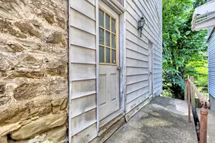 205 N 3rd St, Jeannette, PA 15644 - Photo 25