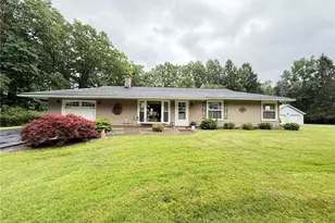 16 Eastway Ave, Hempfield Township, PA 16125 - Photo 1