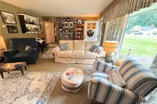 16 Eastway Ave, Hempfield Township, PA 16125 - Photo 9