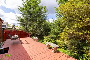 125 Homeridge Ln, Pittsburgh, PA 15120 - Photo 9