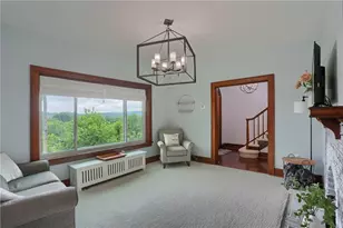 1350 Lindbergh Ave, Hopewell Township, PA 15001 - Photo 11