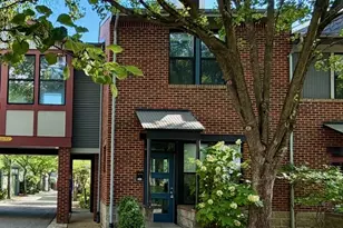 1611 Franklin Ct, Pittsburgh, PA 15203 - Photo 1