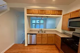 1611 Franklin Ct, Pittsburgh, PA 15203 - Photo 5