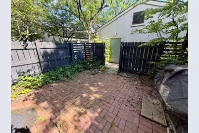 1611 Franklin Ct, Pittsburgh, PA 15203 - Photo 21