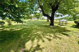 2379 State Route 981, Derry Township, PA 15670 - Photo 15