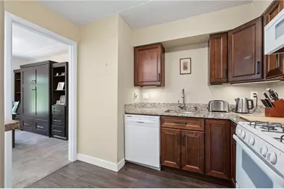 5 Bayard Rd #215, Pittsburgh, PA 15213 - Photo 11