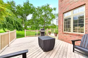645 Skyline, Rostraver, PA 15012 - Photo 11