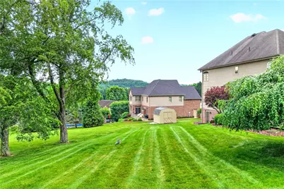 645 Skyline, Rostraver, PA 15012 - Photo 3