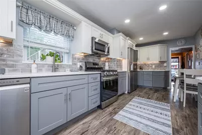 1717 Realty Avenue, Beechview, PA 15216 - Photo 9