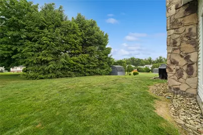 223 Eleanor Dr, Latrobe, PA 15650 - Photo 27