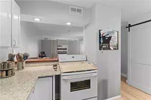112 Washington Pl, Pittsburgh, PA 15219 - Photo 15