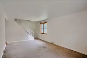 228 Parkedge Rd, Green Tree, PA 15220 - Photo 9