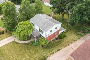 228 Parkedge Rd, Green Tree, PA 15220 - Photo 33