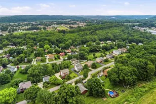 164 Oakdale Dr, Zelienople, PA 16063 - Photo 5