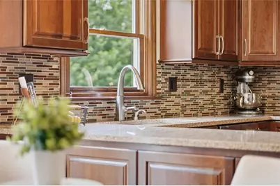 164 Oakdale Dr, Zelienople, PA 16063 - Photo 11