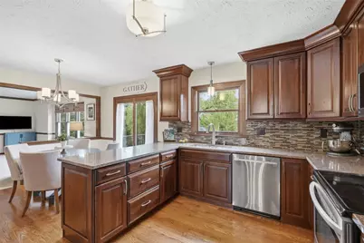 164 Oakdale Dr, Zelienople, PA 16063 - Photo 7