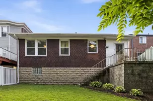 2406 Pioneer Ave, Pittsburgh, PA 15226 - Photo 17
