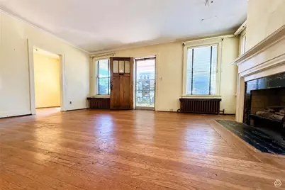 2406 Pioneer Avenue, Pittsburgh, PA 15226 - Photo 3