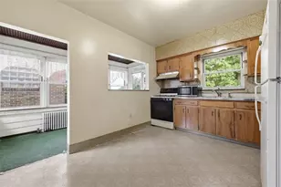 2406 Pioneer Ave, Pittsburgh, PA 15226 - Photo 7