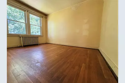 2406 Pioneer Avenue, Pittsburgh, PA 15226 - Photo 11