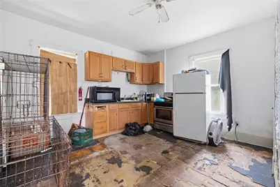 304 Division St, West Mifflin, PA 15122 - Photo 9