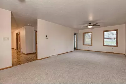 11227 Pershing Drive, North Huntingdon, PA 15642 - Photo 5
