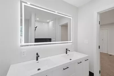 985 Blackhawk Rd, Beaver Falls, PA 15010 - Photo 11