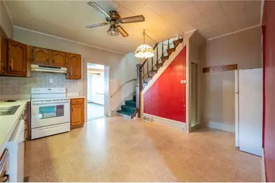 407 W 5th Ave, Derry Boro, PA 15627 - Photo 9