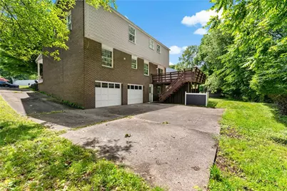 2105 Pendleton Dr, Monroeville, PA 15146 - Photo 29