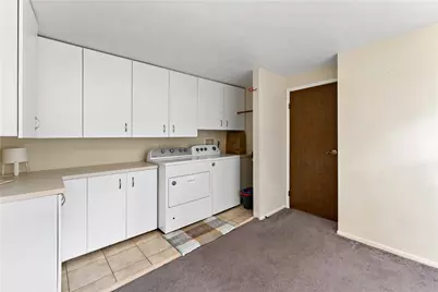 2105 Pendleton Dr, Monroeville, PA 15146 - Photo 5