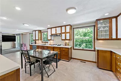 2105 Pendleton Dr, Monroeville, PA 15146 - Photo 5