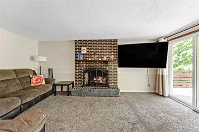 2105 Pendleton Dr, Monroeville, PA 15146 - Photo 11