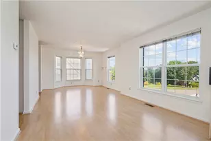 142 Jarod Dr, Moon/Crescent Twp, PA 15108 - Photo 3