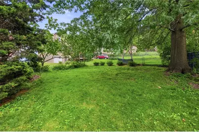 207 Altoona Pl, Pittsburgh, PA 15228 - Photo 29