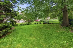 207 Altoona Pl, Pittsburgh, PA 15228 - Photo 29