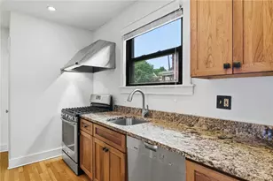 207 Altoona Pl, Pittsburgh, PA 15228 - Photo 15