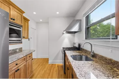 207 Altoona Pl, Pittsburgh, PA 15228 - Photo 13