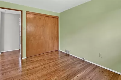 385 Maplewood Drive, Pittsburgh, PA 15243 - Photo 19