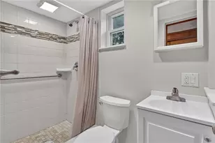385 Maplewood Dr, Pittsburgh, PA 15243 - Photo 23