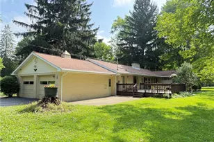 397 Hadley Rd, Hempfield Township, PA 16125 - Photo 5