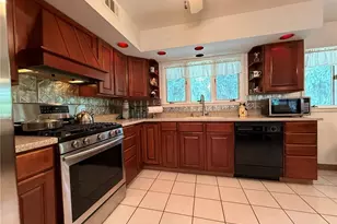 397 Hadley Rd, Hempfield Township, PA 16125 - Photo 13