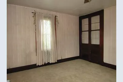 743 Spence Way, Mt Pleasant Boro, PA 15666 - Photo 7